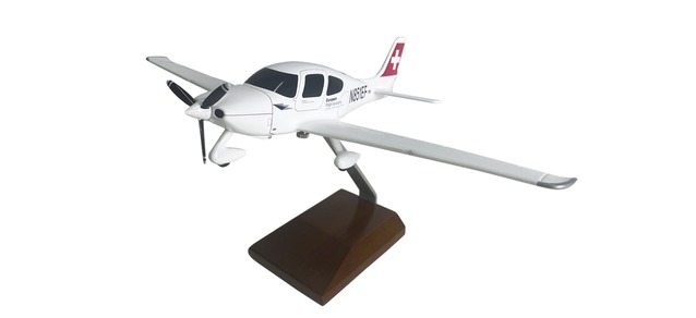 Cirrus SR20 - Swiss International Air Lines European Flight Academy