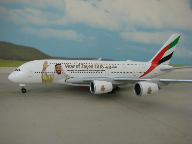 Airbus A380-800 Emirates
