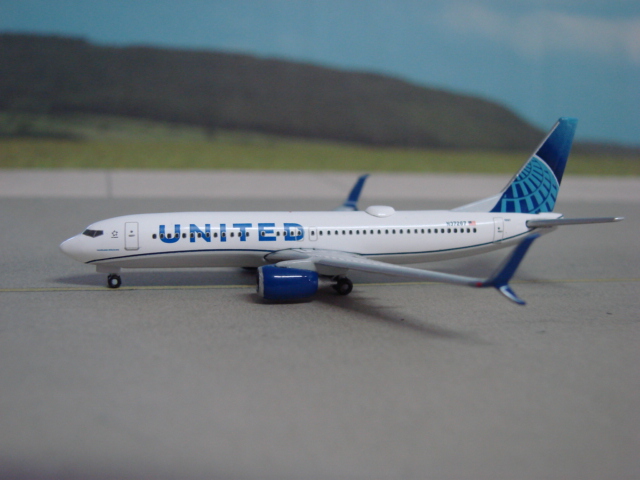 Boeing 737-800WL United Airlines