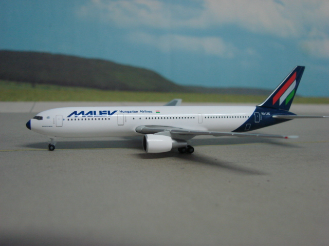 Boeing 767-300 Malev