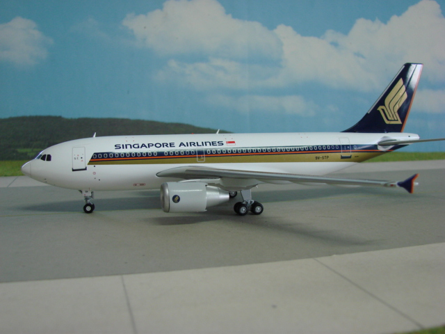 Airbus A310-200 Singapore Airlines