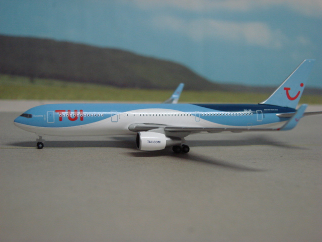 Boeing 767-300 TUI Airlines Belgium