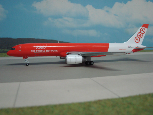 Boeing 757-200F TNT Airways