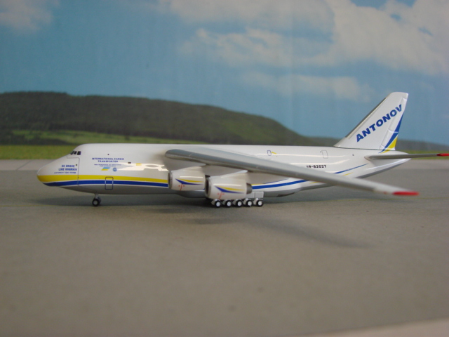 Antonov AN-124 Antonov Airlines