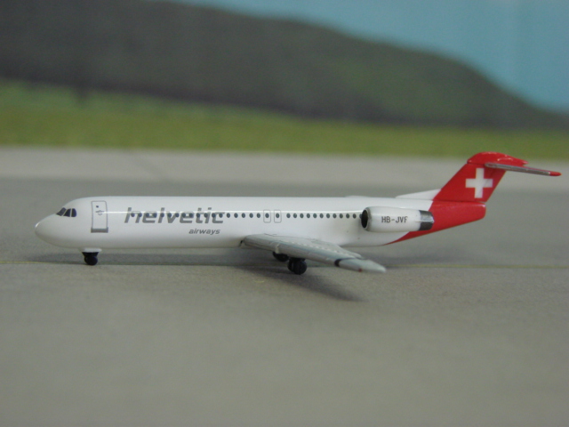 Fokker 100 Helvetic