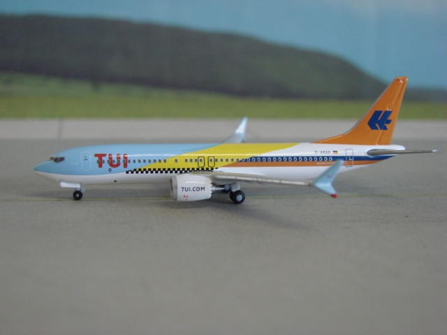 Boeing 737 Max 8 TUIFly