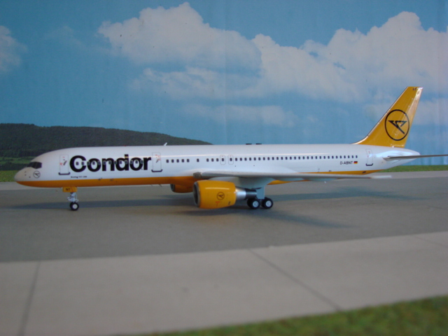 Boeing 757-200 Condor
