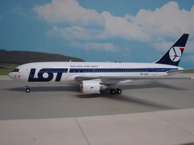 Boeing 767-200 LOT Polish Airlines