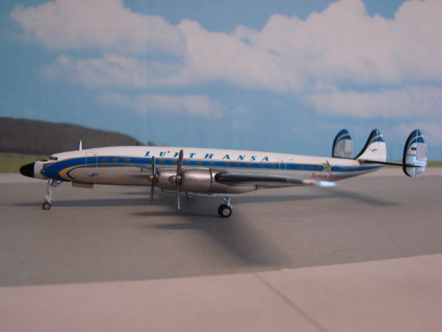 Lockheed L-1649A Super Star Lufthansa