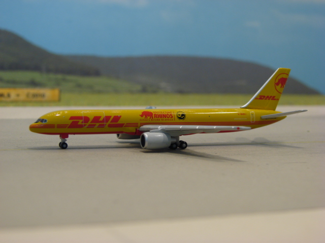 Boeing 757-200F DHL Air