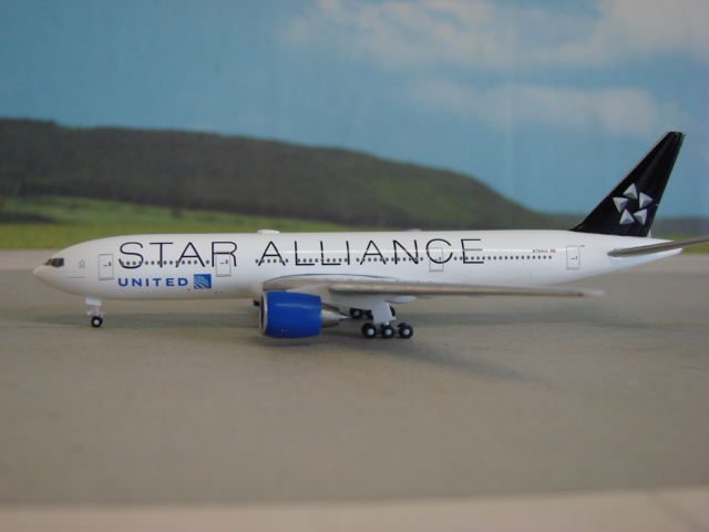 Boeing 777-200 United Airlines