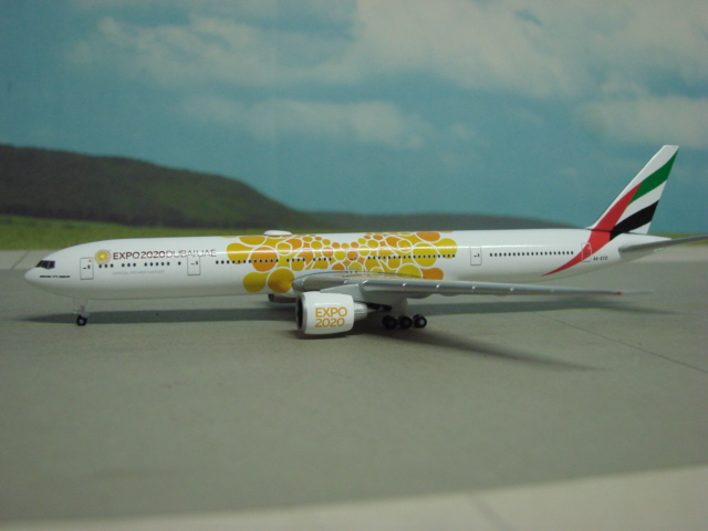 Boeing 777-300ER Emirates