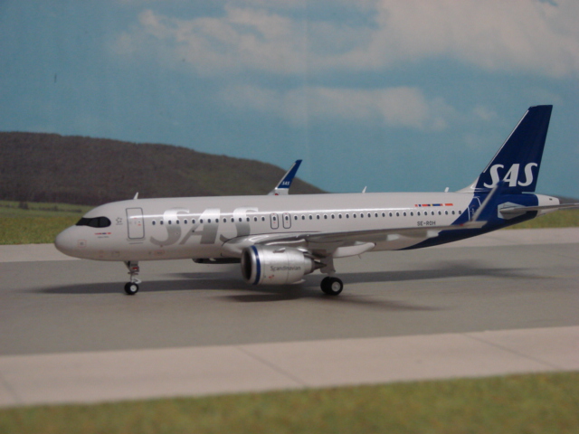 Airbus A320neo SAS Scandinavian Airlines