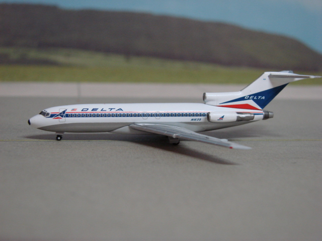 Boeing 727-100 Delta Air Lines