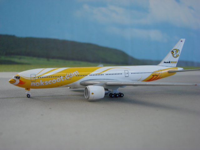 Boeing 777-200 NokSCOOT Airlines