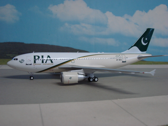 Airbus A310-300 PIA Pakistan International